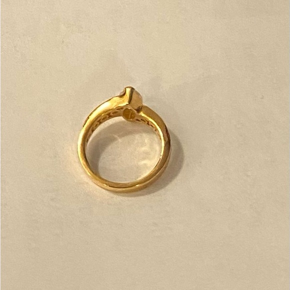 Avon Cubic Zirconia Marquise - Picture 6 of 9